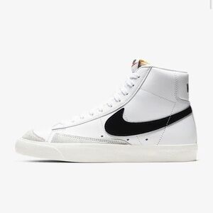 Women’s Nike blazer high top sneaker 6.5